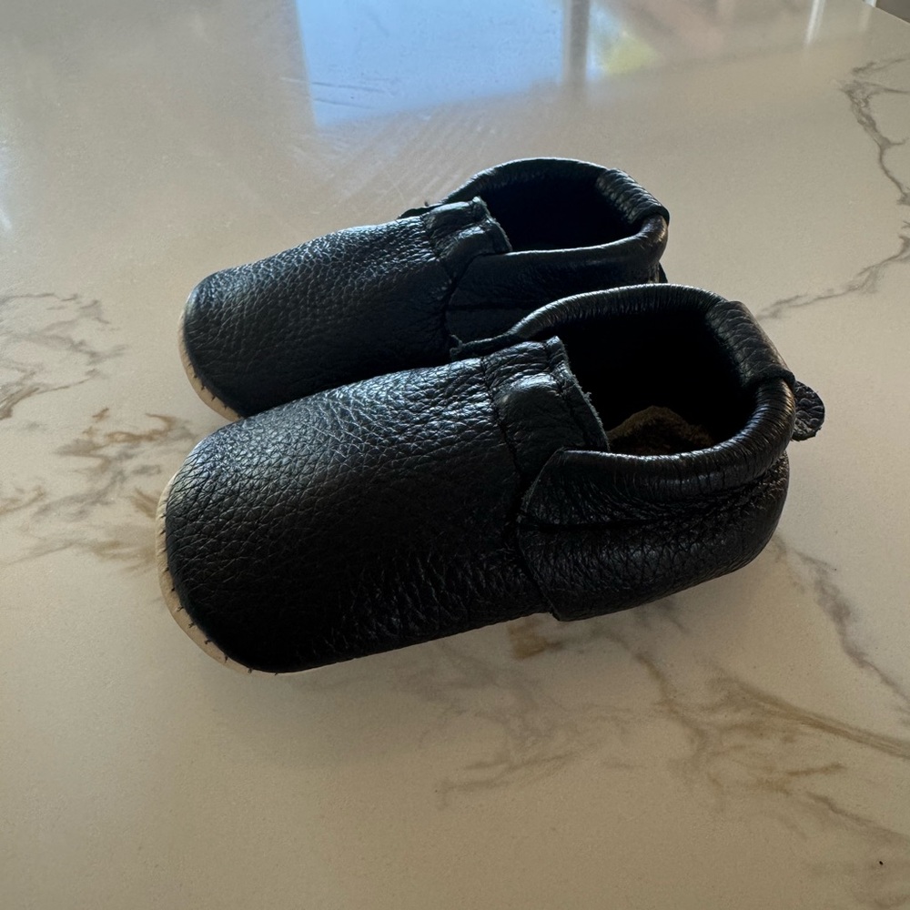 Heyfolks Black Leather Kids Soft Soles